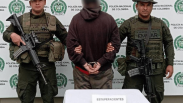 Las papeletas, de tussi y cocaína, fueron valuadas aproximadamente en $1'600.000 pesos. Samaniego es un territorio que ha sido fuertemente afectado por el orden público y narcotrafico.