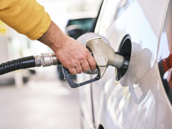 Este 24 de febrero entró a regir el nuevo aumento de $97 a la gasolina