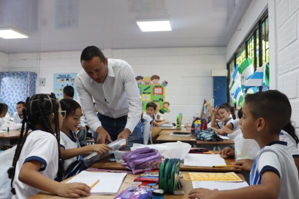 Instituciones educativas contarán con más docentes del Programa Todos a Aprender