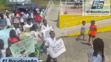 Protesta en el municipio de Sipí, por mala prestación del servicio de salud, exigen la salida inmediata del operador MISALUD IPS.