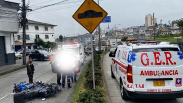 Tres lesionados dejó choque de dos motos en Ondas de Otún