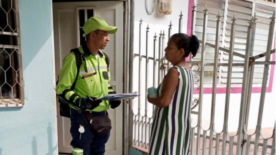 Afinia brinda atención personalizada a clientes en la comodidad de sus casas