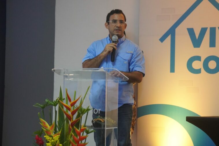 Alcalde Hugo Kerguelén anuncia plan para otorgar 500 subsidios complementarios de vivienda