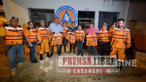 Chalecos salvavidas recibieron socorristas de la Defensa Civil de Orocué