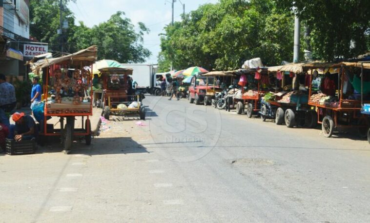 Comerciantes del Mercado del Sur dicen estar cansados de vendedores informales