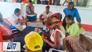 Mujer chocoana crea emprendimiento virtual de bisutería y accesorios en Acandí, Chocó.