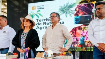 Petro advierte sobre la necesidad de una reforma agraria profunda en Colombia