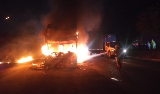 Se incendió autobús de Coomotor en la vía Girardot-Bogotá