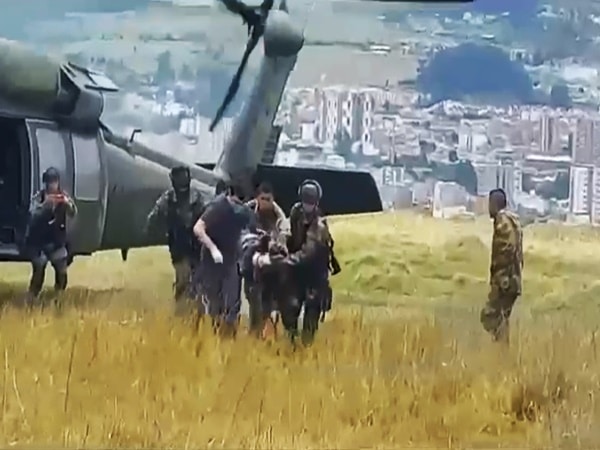  Él soldado fue evacuado vía aérea a la capital de Nariño, donde recibe atención médica especializada.