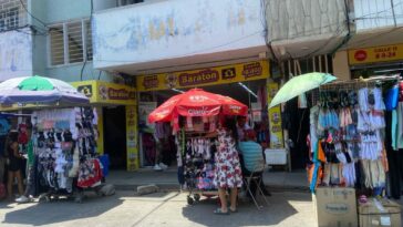 Vendedores informales reinvaden el Mercado Público de Santa Marta