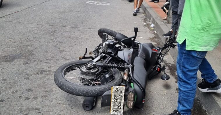Accidente de moto en el barrio Solferino dejó cuatro lesionados