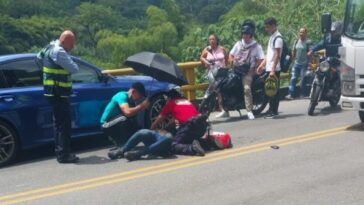Accidente en la vía Calarcá – Armenia dejó un motociclista lesionado