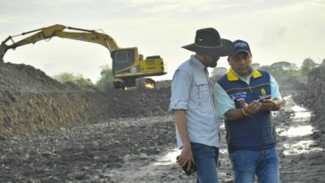 Administración departamental trabaja en la canalización de 1.5 km en el Río Cravo Sur a la altura de la vereda Palomas