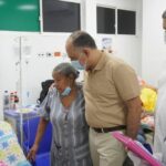 Alcalde Pinedo visitó a los heridos del accidente de buseta en El Ziruma