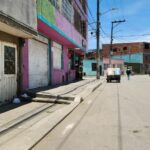 Asesinan a hombre en su negocio en Kennedy El crimen, que se registró este martes en Kennedy y que cobró la vida de un hombre de 34 años en el sector aledaño a la Puerta 7 de Corabastos, ha generado temor entre los vecinos y comerciantes de la zona.