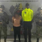 La captura de la mujer, alias “Peluca” que operaba en el triángulo de Telembí, se produjo en medio de una operación en el municipio de Barbacoas, Nariño.