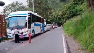 Continúa el bloqueo de la vía Panamericana en Rosas, Cauca. Se espera delegación del Gobierno Nacional
