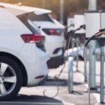 Expiden lineamientos para servicio en estaciones de carga de vehículos eléctricos