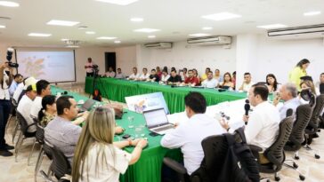 Gobierno departamental y alcaldes del Huila buscan reestructurar sus deudas y realizar proyectos estratégicos con Findeter.