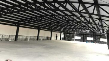 Inicia construcción de cubiertas en tres polideportivos de La Argentina