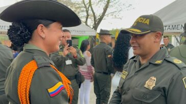 Jinetes y Caballos: Ejemplares de la Policía Nacional reciben condecoración por su valor