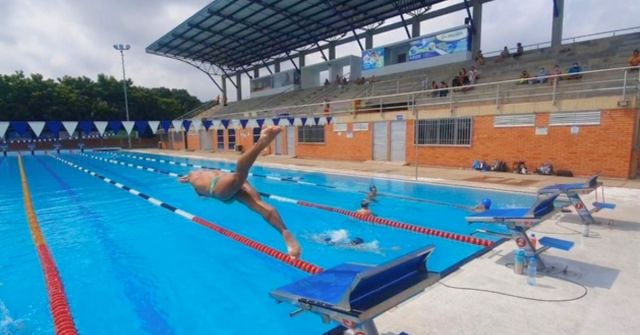 Nadadores quindianos brillaron en Torneo de Interclubes y volvieron a casa con 14 medallas