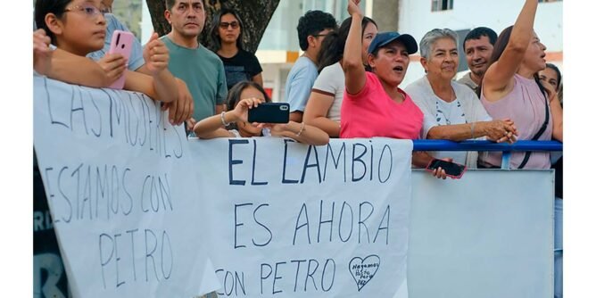 Petro anuncia creación de empresa comercializadora de oro para combatir la minería ilegal en Nariño