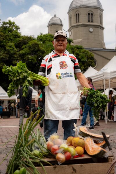 Campesinos de Risaralda vendieron sus productos en mercado local en Pereira