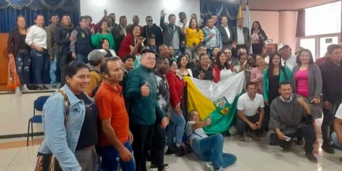 Congresistas asistieron a la primera asamblea comunal en Nariño