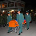 Durante el funeral, disidencias dispararon y militares contraatacaron, pues todo el perímetro de la zona estaba custodiado por el Ejército Nacional.