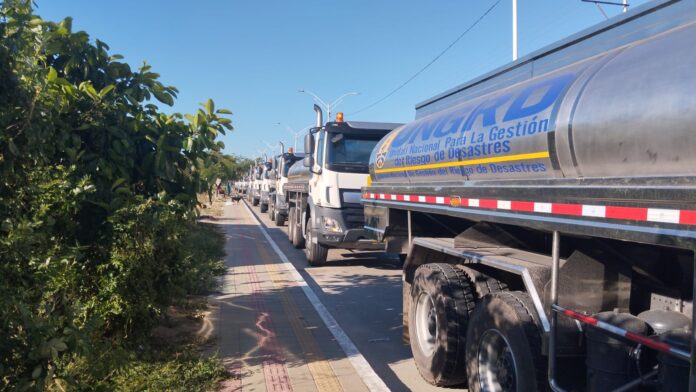 La compra millonaria de los carrotanques con aparente sobrecosto, sepultó la crisis humanitaria del pueblo wayuu en los grandes medios bogotanos