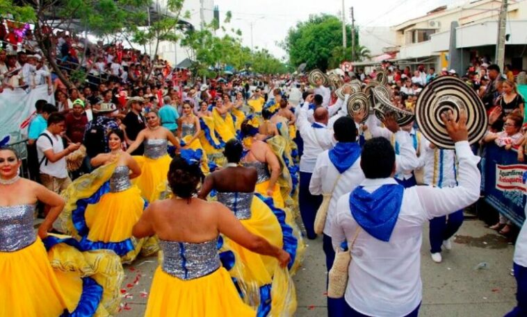 Fiestas del Río 2024: desfile de comparsas será el 8 de junio