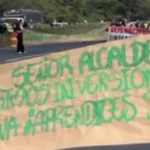 Bloqueo de vía en Fusagasugá - Bogotá