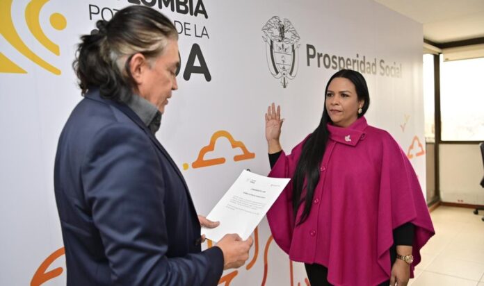 Ante el director nacional del Departamento de Prosperidad Social, Gustavo Bolívar, tomó posesión Karen Gómez Ávila como directora regional de Prosperidad Social en La Guajira.
