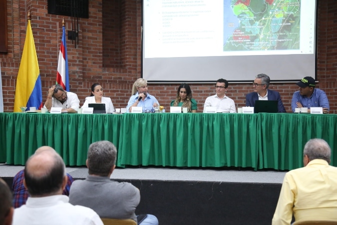 Llamado del gobernador Valle a apoyar a la fuerza pública.