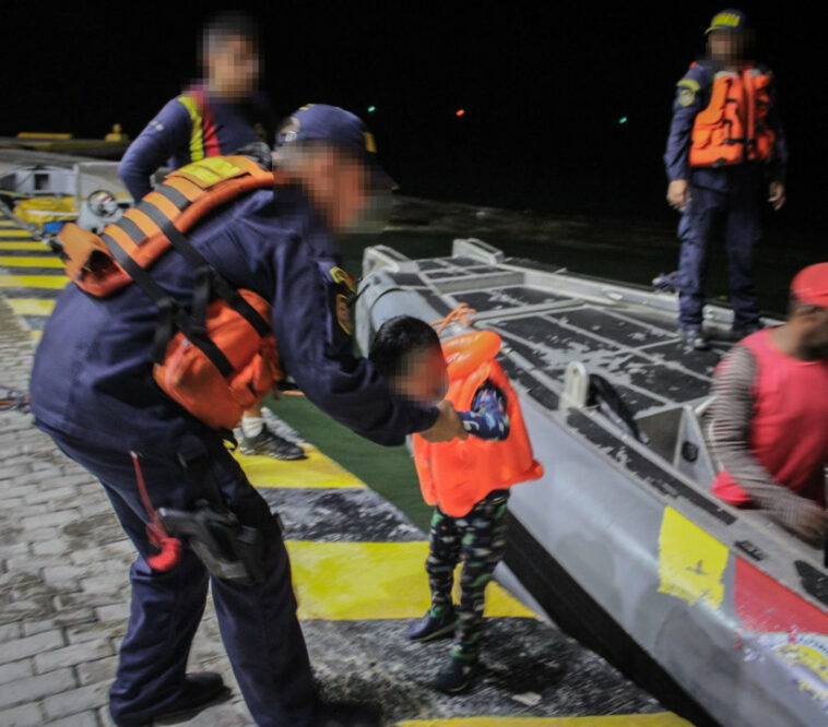 Rescatan 27 migrantes irregulares en San Andrés