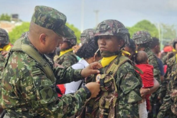 Soldados del primer contingente del ‘Grupo Rondón’ juran bandera en Distracción