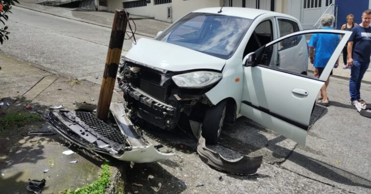 Una lesionada dejó accidente de tránsito en el barrio El Campin