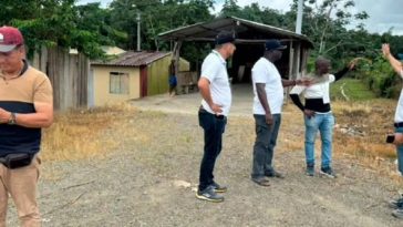 Delegados de Nariño y Cauca inspeccionan vía terciaria entre Santa Bárbara de Iscuandé y Guapi