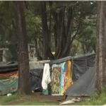 Difícil situación de niños embera en el Parque Nacional de Bogotá