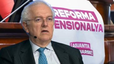 Exministro Ocampo y reforma pensional