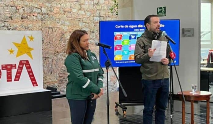 Carlos Fernando Galán y Natasha Avendaño anuncian cambios en racionamiento de Bogotá