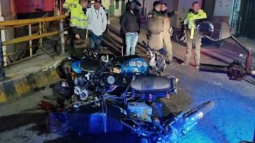Habrían agredido al conductor que transportaba motos inmovilizadas que se cayeron de la grúa en Pasto