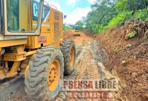 Rehabilitan vías afectadas por las lluvias en zonas rurales de Aguazul, Paz de Ariporo y Sácama