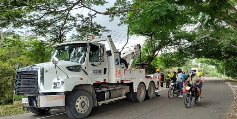 SINIESTRO VIAL | Cinco heridos tras volcamiento de un bus en carreteras de Bolívar