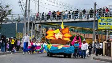 Desfile 20 de julio en Chía