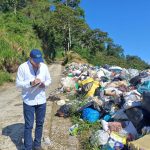 Corpamag realiza visita de seguimiento en San Pedro de la Sierra por mala disposición de residuos sólidos