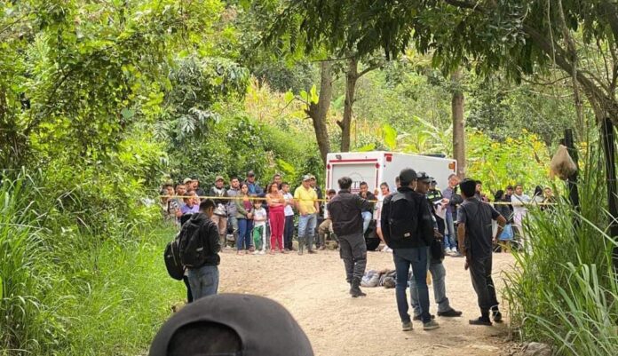 Dos personas fueron asesinadas en Acevedo