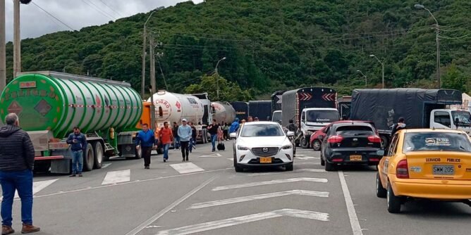 El Gobernador de Nariño anuncia la llegada de una comisión del Gobierno Nacional para dialogar con camioneros