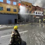 Fuerte incendio estructural se presenta en el centro de Medellín